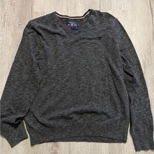 American Eagle pullover sweater